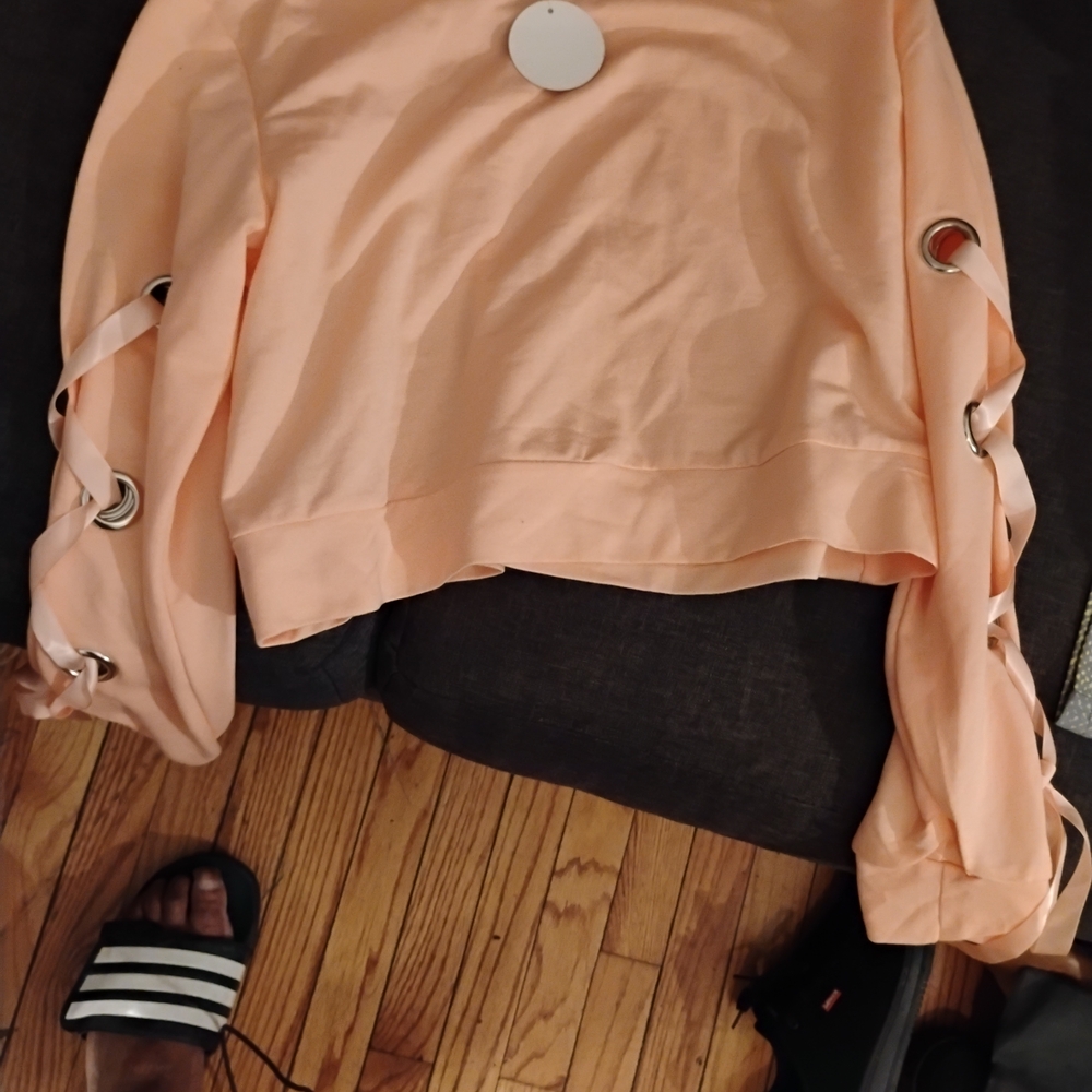 Chic Pink Lace-Up Sleeve Sweatshirt - Picture 7 of 8